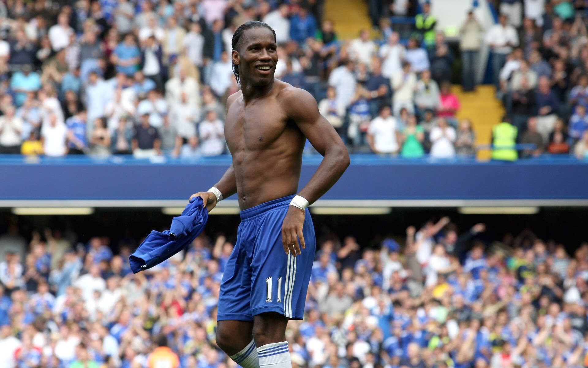 TheShy爆冷击败尤文图斯,精彩发挥引爆全场!